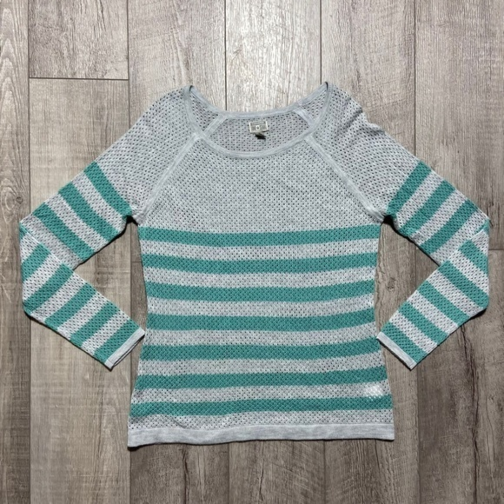 Converse One Star Large Women’s Crochet Knit Striped Sweater Gray Mint
